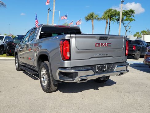 Used 2024 GMC Sierra 1500 SLT w/ X31 Off-Road Package AWD/4WD image 7