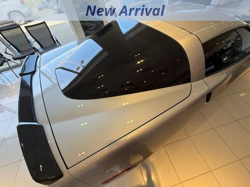 Used 2008 Chevrolet Corvette Coupe w/ Preferred Equipment Group RWD image 8