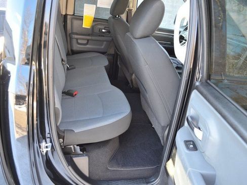 Used 2024 RAM 1500 Classic SLT image 32