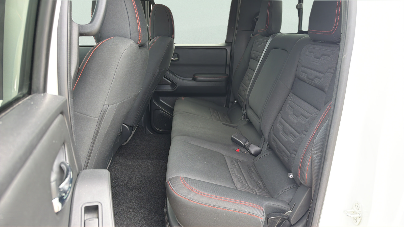 Used 2023 Nissan Frontier PRO-4X w/ Pro Convenience Package AWD/4WD image 24