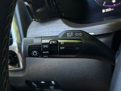 Certified 2023 Kia Sorento SX Prestige AWD/4WD image 32