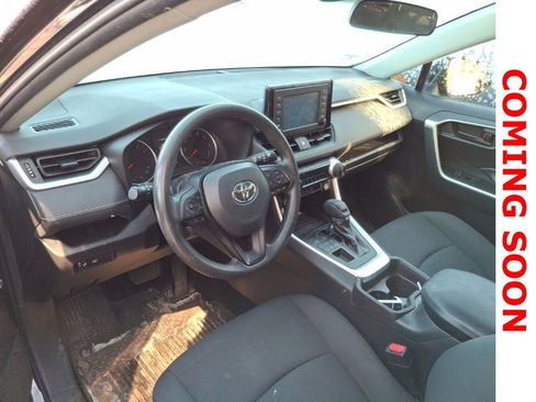 Used 2019 Toyota RAV4 LE w/ All Weather Liner Package image 11