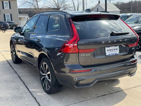 Certified 2025 Volvo XC60 B5 Plus image 7