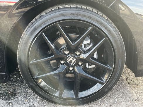 Used 2025 Honda Civic Sport image 28