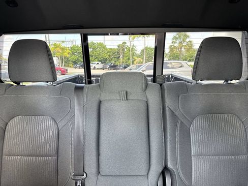 Used 2021 RAM 1500 Big Horn AWD/4WD image 18