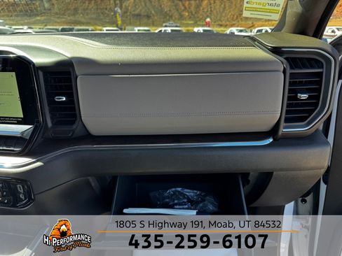 Used 2023 GMC Sierra 1500 SLT w/ SLT Premium Package AWD/4WD image 40
