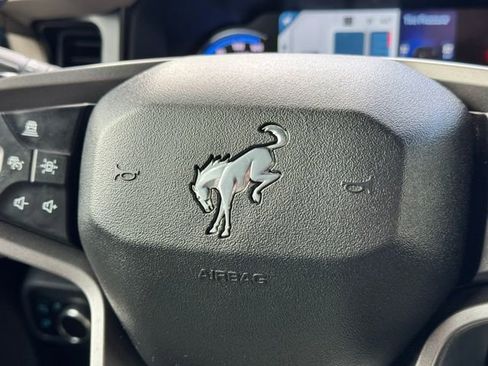 Used 2023 Ford Bronco Wildtrak image 37