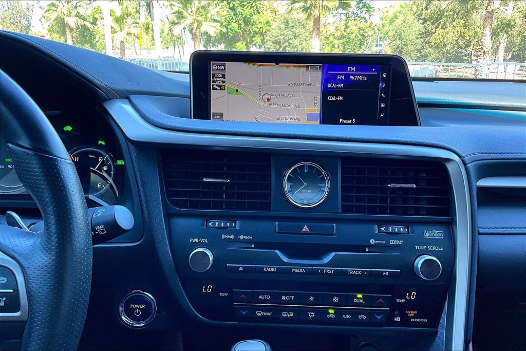 Used 2018 Lexus RX 450h F Sport w/ Accessory Package AWD/4WD image 33