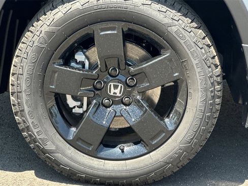 New 2025 Honda Ridgeline Black Edition image 30