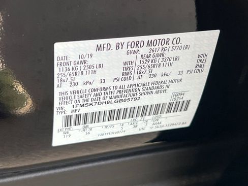 Certified 2020 Ford Explorer XLT w/ Equipment Group 202A image 31