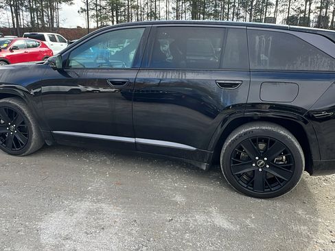 Used 2024 Jeep Wagoneer Launch Edition image 11