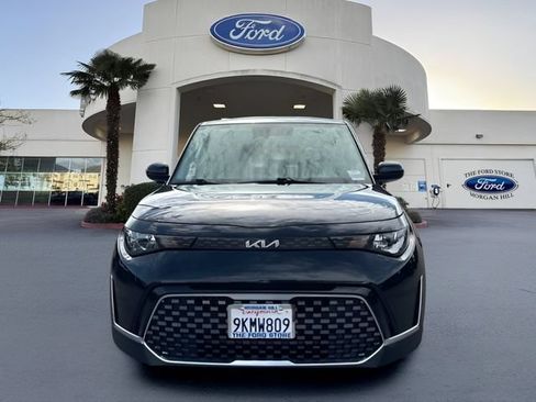 Used 2024 Kia Soul EX w/ Option Group 015 FWD image 3