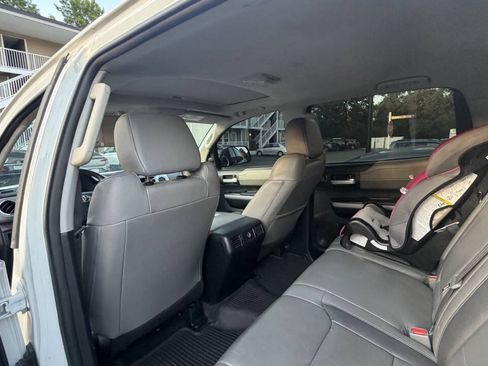 Used 2019 Toyota Tundra Limited AWD/4WD image 6