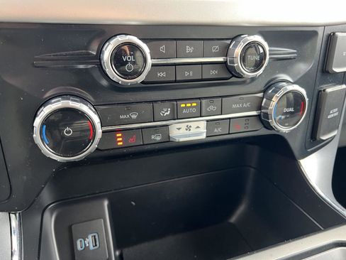 Used 2022 Ford F150 XLT w/ Equipment Group 302A High image 36