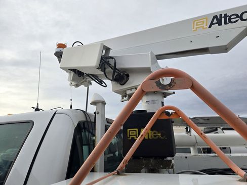 Used 2014 Ford F450 XL w/ Power Equipment Group image 17