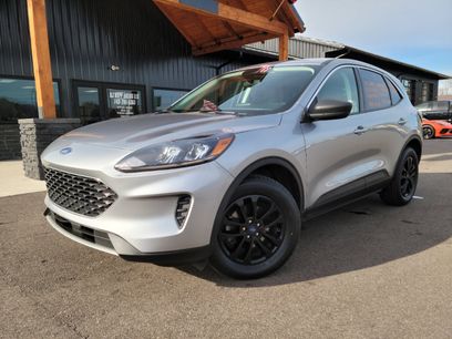 Used 2022 Ford Escape SE w/ Cold Weather Package