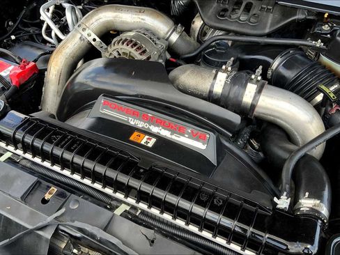 Used 2005 Ford Excursion Limited image 32