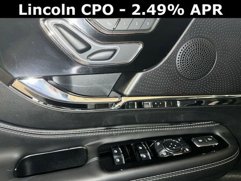 Used 2025 Lincoln Corsair Premiere w/ Equipment Group 101A image 14