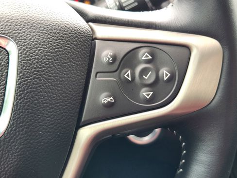 Used 2022 GMC Terrain Denali w/ Denali Premium Package AWD/4WD image 24