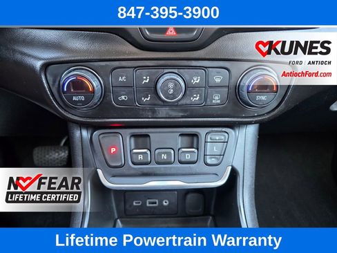 Used 2018 GMC Terrain SLE w/ Driver Convenience Package image 47