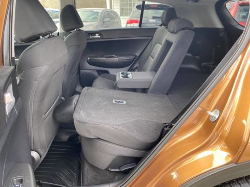 Used 2021 Kia Sportage LX image 24