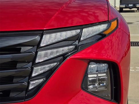 Used 2023 Hyundai Tucson SE image 30