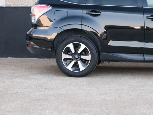 Used 2017 Subaru Forester 2.5i Limited w/ Popular Package #2 image 12