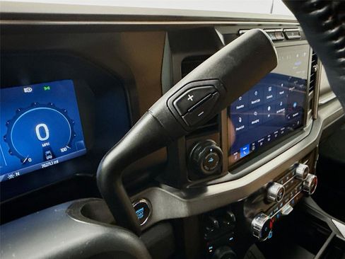 Used 2024 Ford F350 Platinum AWD/4WD image 7