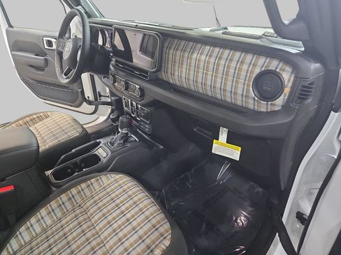 New 2026 Jeep Wrangler Unlimited Sport AWD/4WD image 10