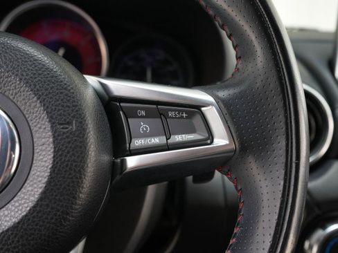 Used 2017 FIAT 124 Spider Abarth image 46