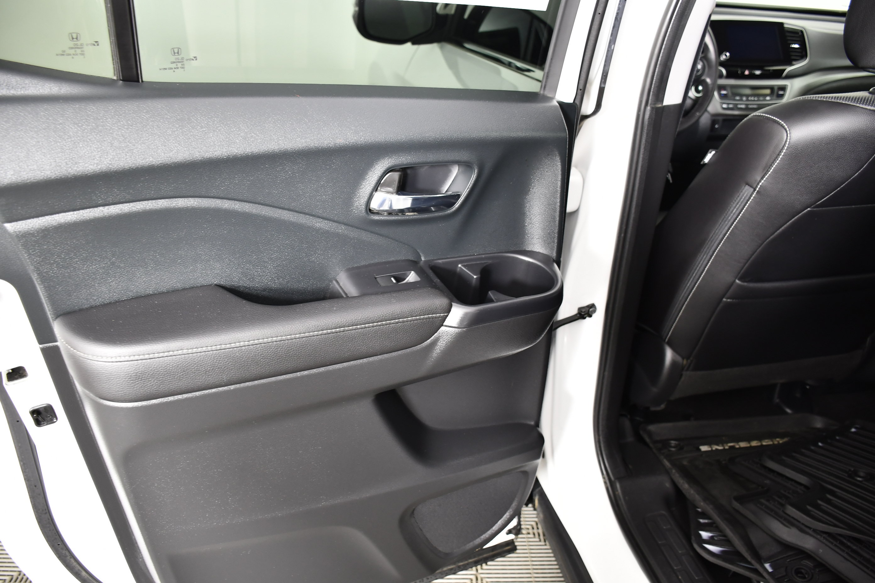 Certified 2023 Honda Ridgeline RTL image 48