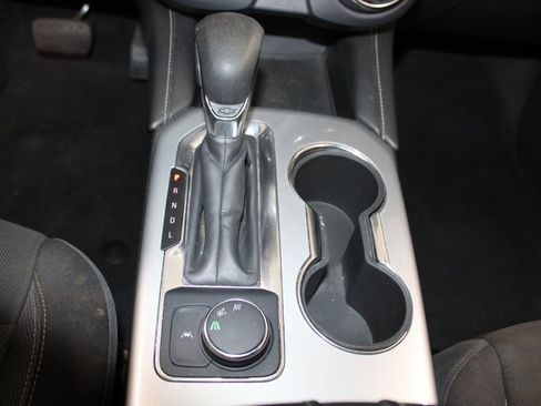 Used 2024 Chevrolet Blazer LT image 39