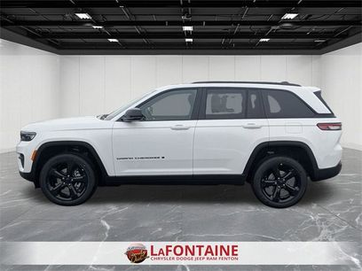 New 2025 Jeep Grand Cherokee Altitude