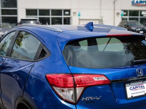 Used 2020 Honda HR-V Sport image 13