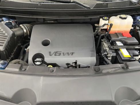 Used 2023 Chevrolet Traverse LT image 20