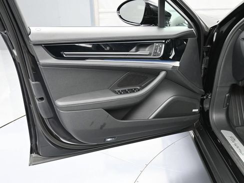 Certified 2025 Porsche Panamera 4 AWD/4WD image 15