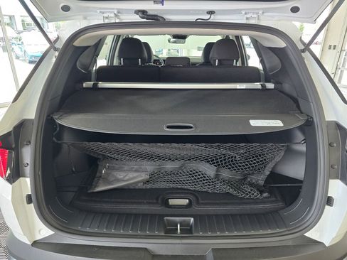 New 2026 Hyundai Tucson Blue SE image 16