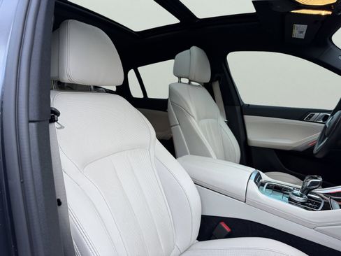 Used 2022 BMW X6 xDrive40i image 44