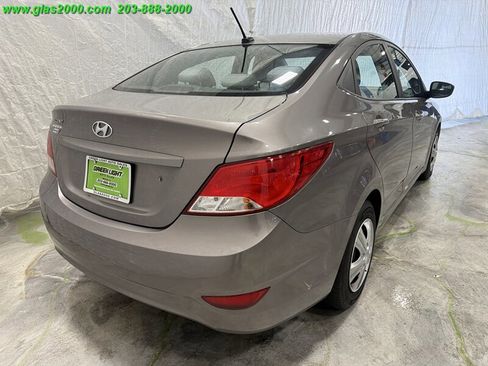 Used 2017 Hyundai Accent SE FWD image 8