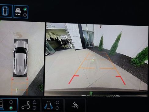 Certified 2025 GMC Acadia AT4 w/ Super Cruise Package image 27