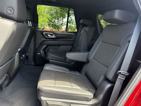 Used 2024 Chevrolet Tahoe High Country AWD/4WD image 24