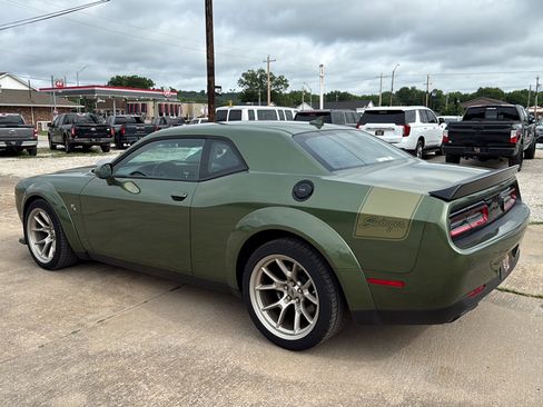 Used 2023 Dodge Challenger R/T Scat Pack RWD image 6