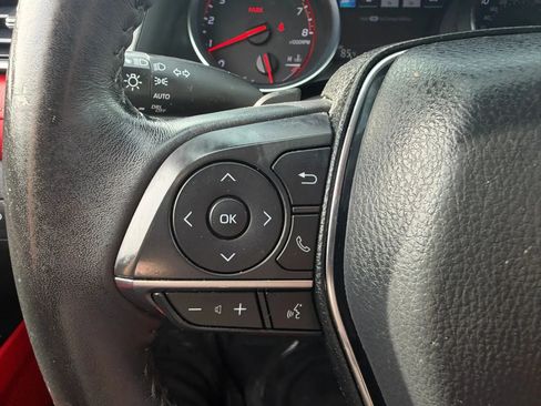 Used 2020 Toyota Camry XSE FWD image 13