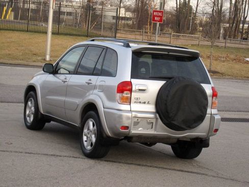 Used 2003 Toyota RAV4 4WD image 13