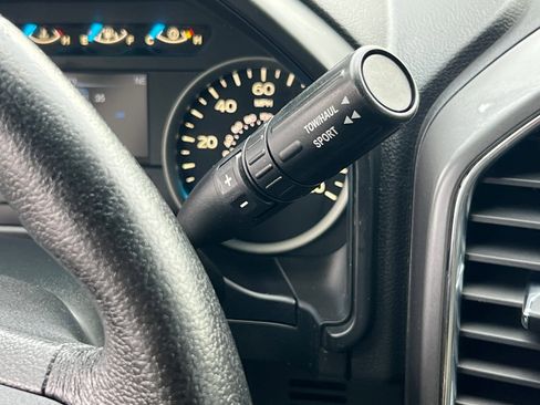 Used 2015 Ford F150 XLT w/ Equipment Group 302A Luxury image 18