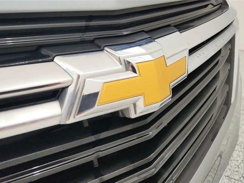 Used 2024 Chevrolet Equinox LT w/ LPO, Floor Liner Package image 16