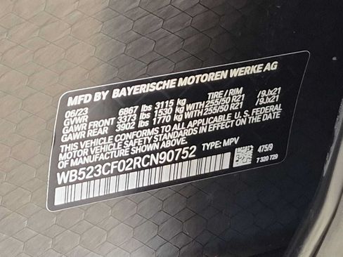 Used 2024 BMW iX xDrive50 w/ Premium Package AWD/4WD image 38