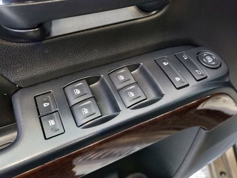 Used 2014 GMC Sierra 1500 SLE image 15