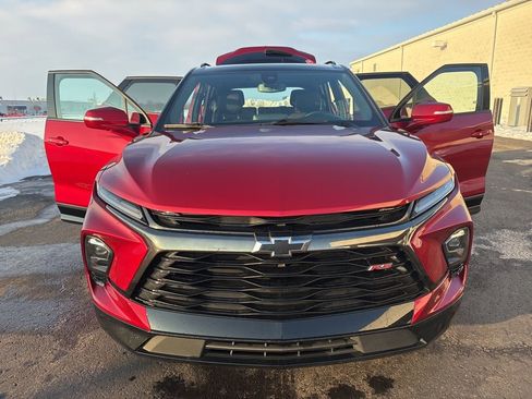 Used 2023 Chevrolet Blazer RS w/ Enhanced Convenience Package image 28