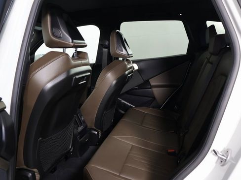 Used 2025 BMW X3 xDrive30i w/ Premium Package image 11